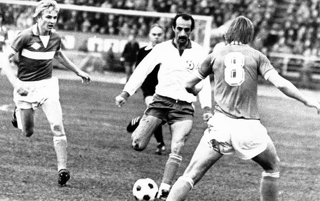 ნუ წამართმევთ ფეხბურთს!