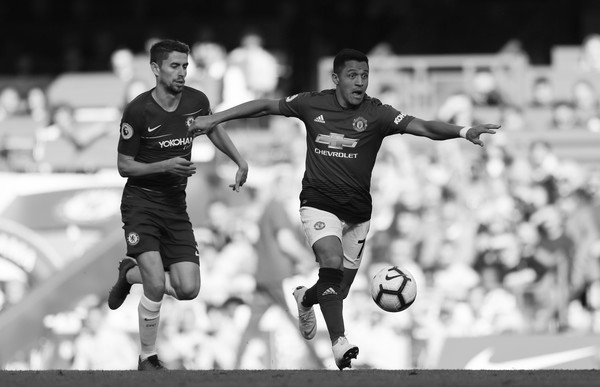 Alexis+Sanchez+Chelsea+FC+v+Manchester+United+aEbdqiB3wril ალექსისი კამპ ნოუზე
