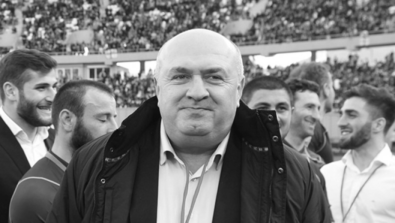 svaz ქართული რაგბი უთავოდ დარჩა