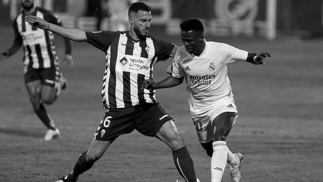 Real რეალი მესამე ლიგის გუნდმა გააგდო!