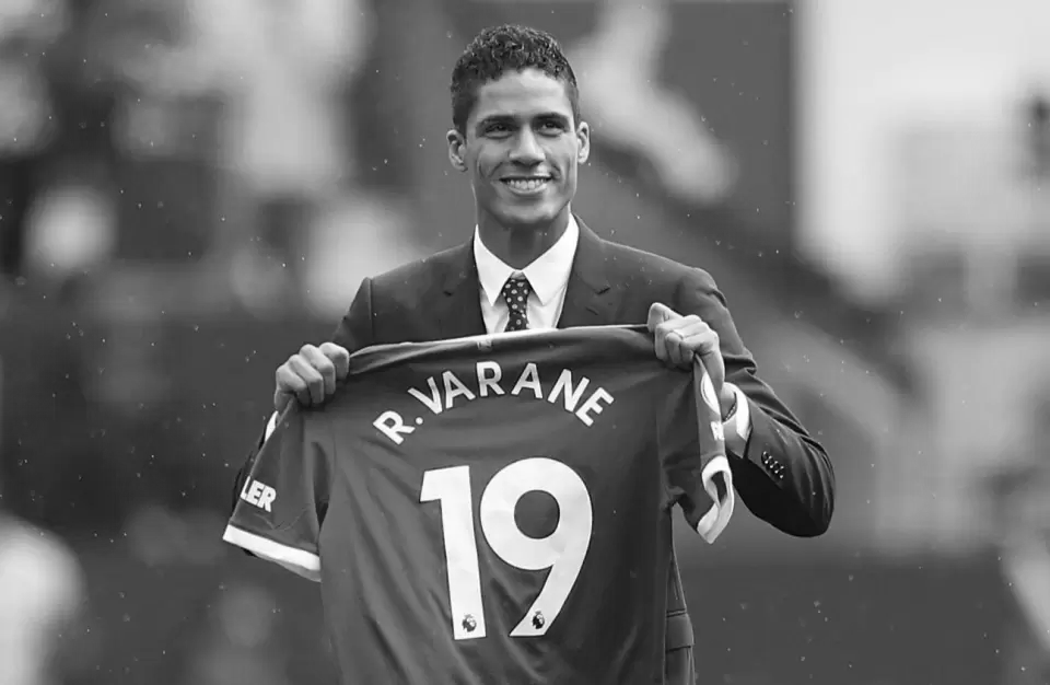 Rafael Varane თამაშს სტადიონზე, ტელევიზორში უყურა