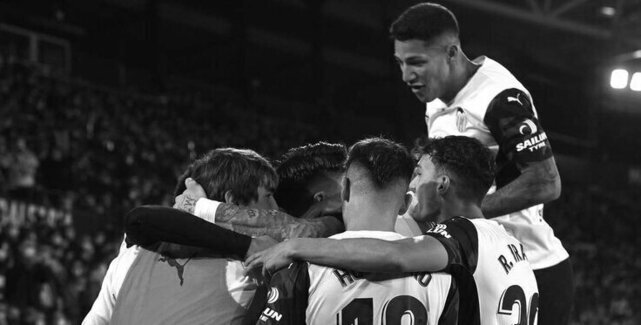 Valencia შვიდი გოლი ვალენსიურ დერბიში