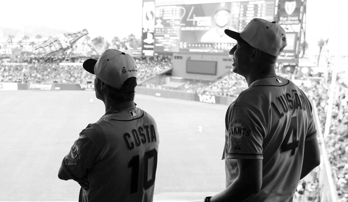 futebol-basebol-giants-15 რუი კოშტა და ლუიზაო: დახმარება უკრაინას