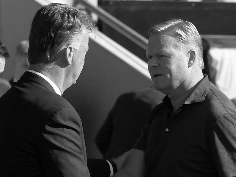 louis-van-gaal-ronald-koeman_1if9v2o9zn5651b8pbq9zf3zs9 კუმანი ვან გაალს შეცვლის