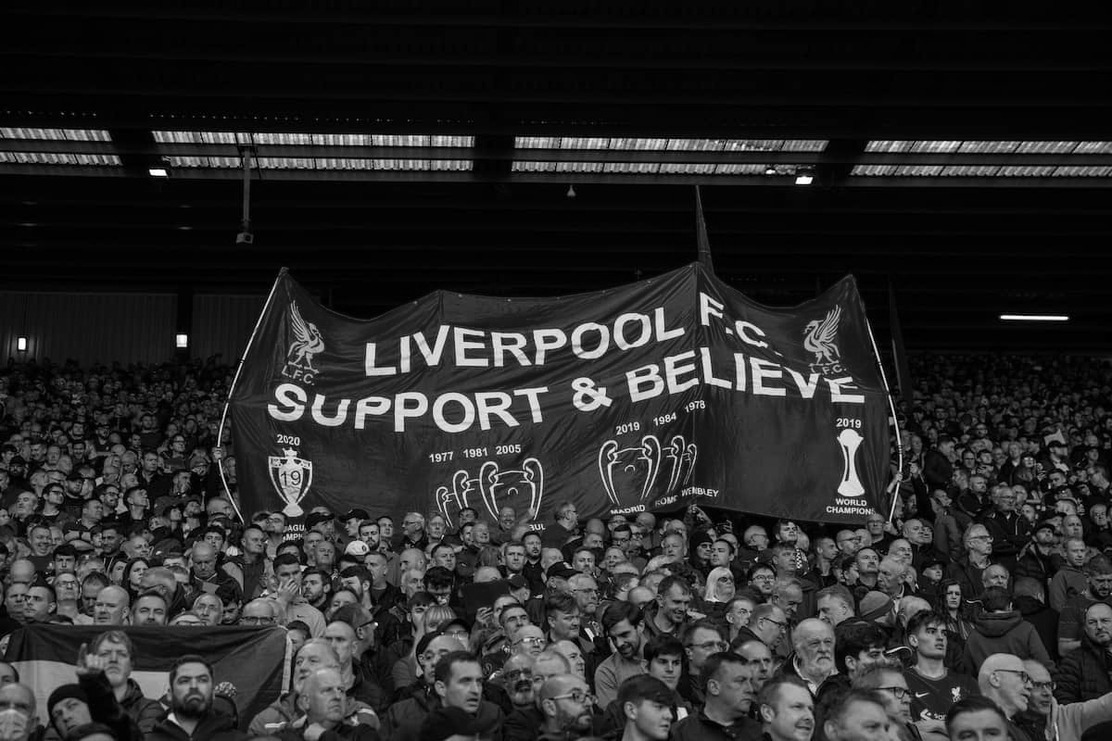 liverpool მთელი ინგლისი ლივერპულს გულშემატკივრობს