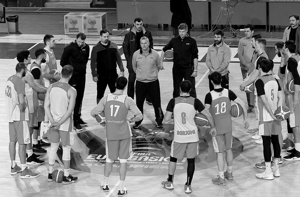 … ვიწყებთ კალათბურთს