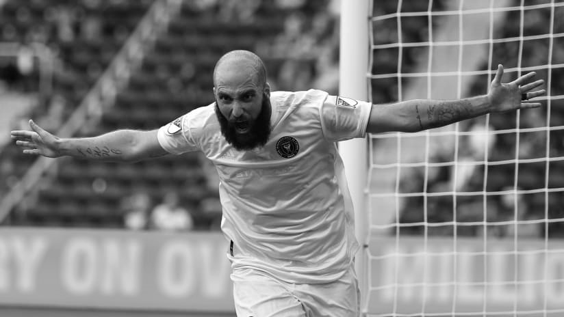 igu იგუაინი ფეხბურთელის პროფესიის სიძნელეებზე