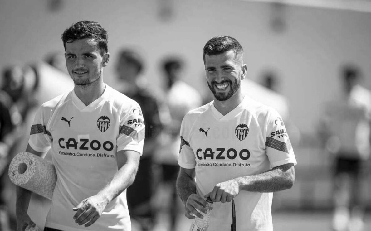 Gaya and Guillamon ორი ღამურა ყატარში