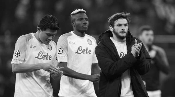 Napoli ნეაპოლში უკვე საჩემპიონო მაისურებს კერავენ
