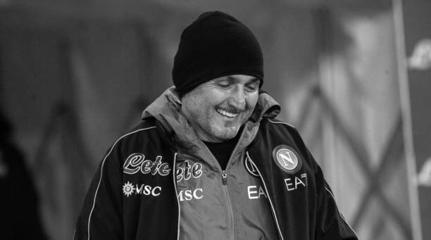 Spalletti სპალეტი: სკოლა რატომ გააცდინეთ?