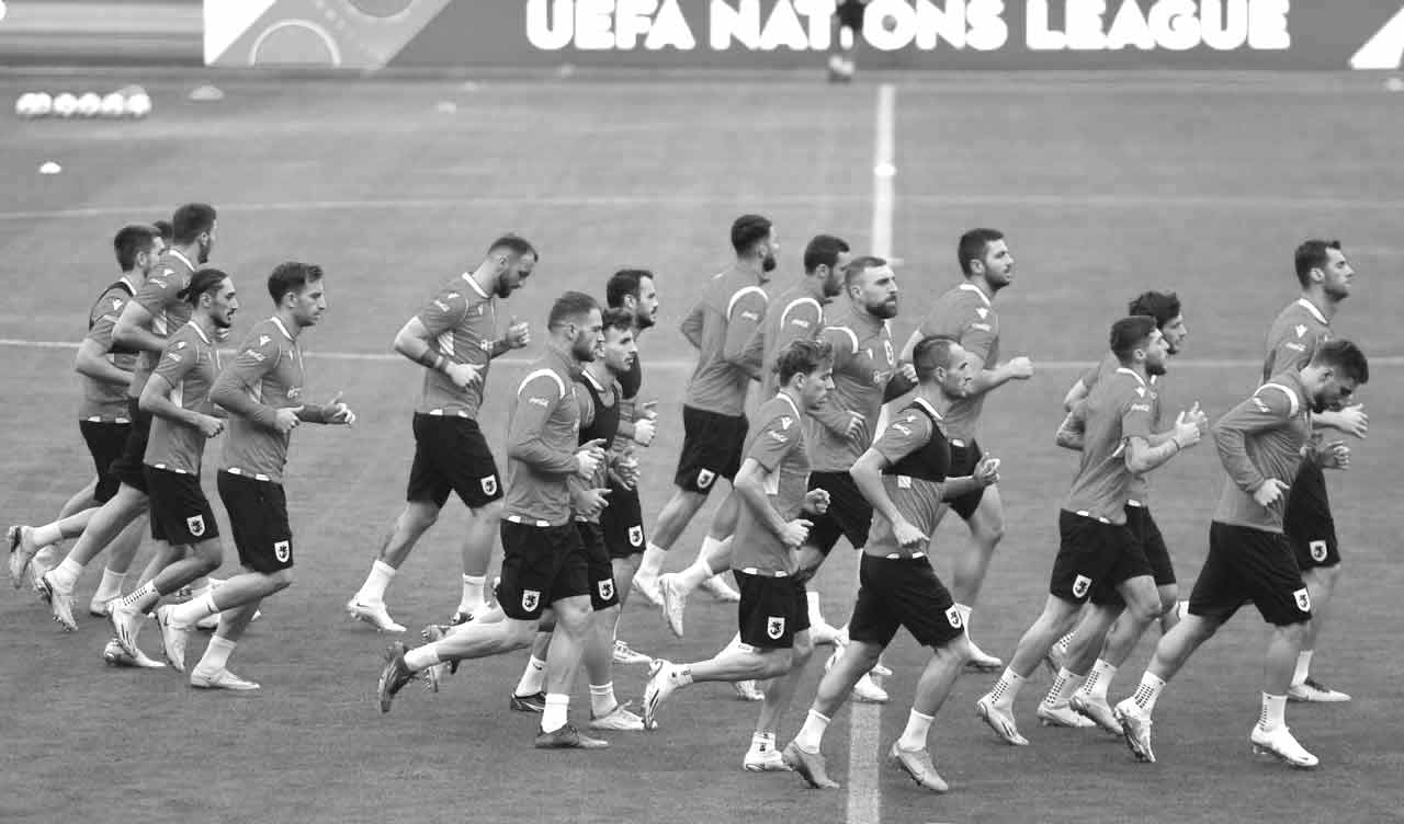 სანიოლის რაზმი, ერთი დებიუტანტით…