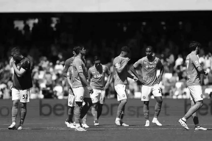 Napoli ნაპოლი — უარესი ჩემპიონთა შორის
