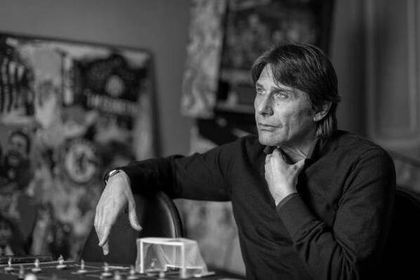 Antonio Conte ნაპოლი – გველი რომელიც საკუთარ კუდს ჭამს