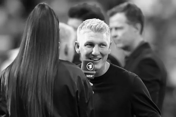 Bastian ყავა და მიკროფონი