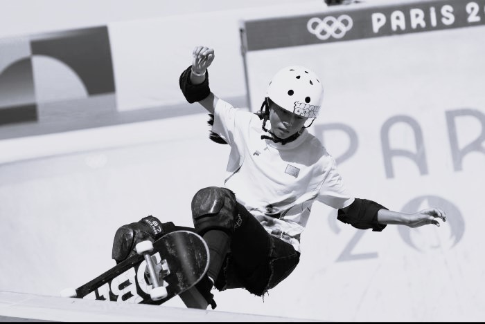Chinas-Zheng-Haohao-11-competes-in-womens-skateboarding_1_1 11 წლის ჩინელი ოლიმპიადაზე