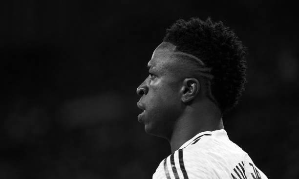 Vinicius Junior შენ შავი ხარ და ამიტომ ორჯერ ძლიერი უნდა იყოო