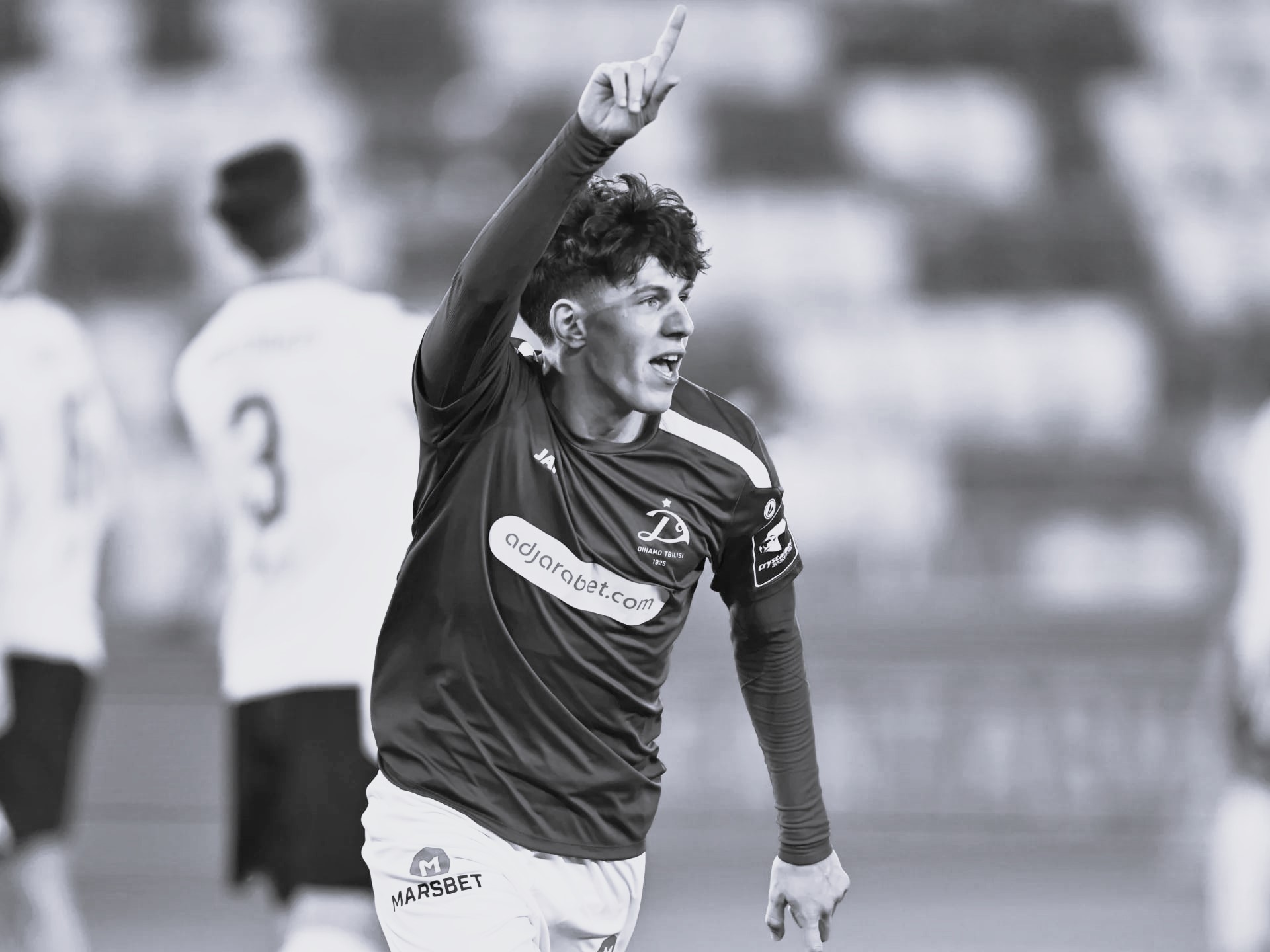jgh სალია და ნიუკასლი ოფიციალურად…