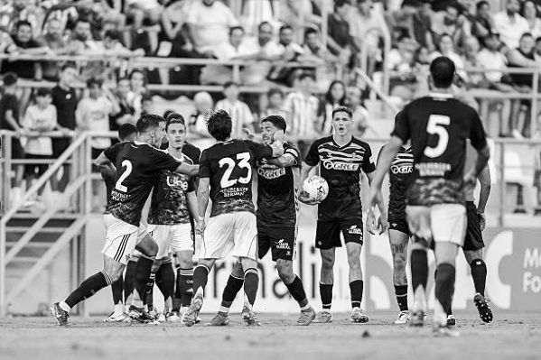 Betis vs como ბეტისმა და კომომ ჩხუბში ივარჯიშეს