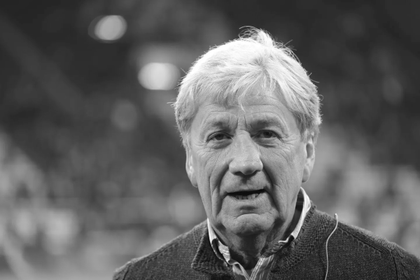 frank-mill-former-player-borussia-1014581199 გარდაიცვალა მსოფლიოს ჩემპიონი