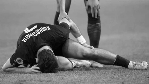 Khvicha Kvaratskhelia პარიზელ ფეხბურთელებს მასობრივად ეშინიათ