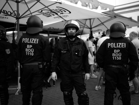 police ამბობენ, რომ ინგლისელების და ესპანელების ჩხუბი გერმენლებმა დაიწყეს