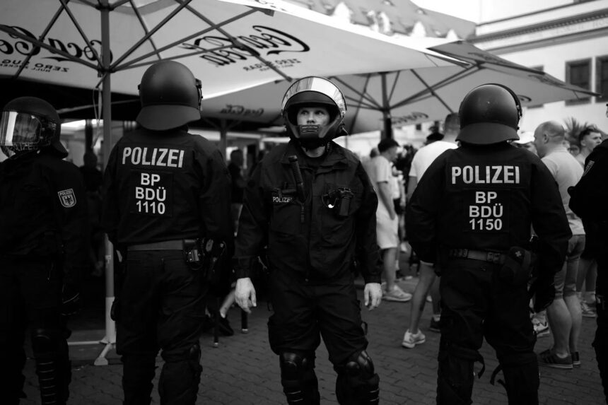 police ამბობენ, რომ ინგლისელების და ესპანელების ჩხუბი გერმენლებმა დაიწყეს