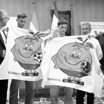 F2 ფაბიან რუისი და გავი პომიროს ჭამენ