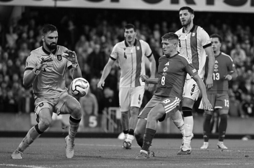 მამარდა მათ მოსაწონს ვერაფერს აკეთებს მამარდა მათ მოსაწონს ვერაფერს აკეთებს