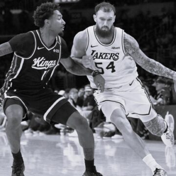 Sandro-Mamukelashvili-in-action-for-the-Lakers-1536x1024 მოედანზე და სკამზე